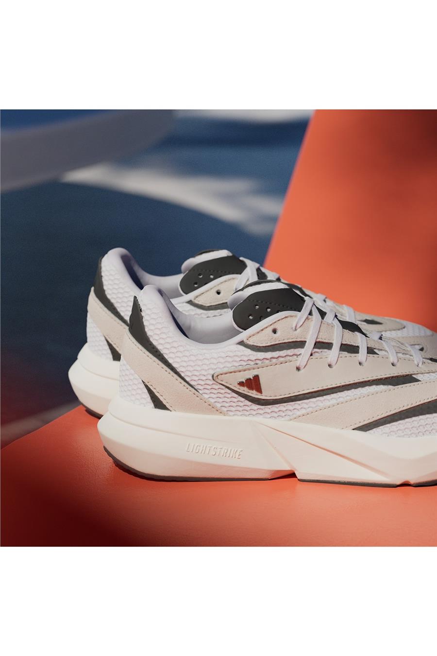 adidas Kadın  Bej  Koşu Ayakkabısı LIGHTBLAZE JH6962