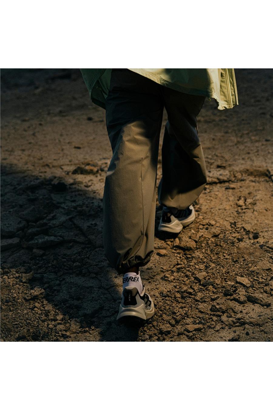 adidas Kadın  Bej  PANTOLON NG W A.R WVN P JD5846