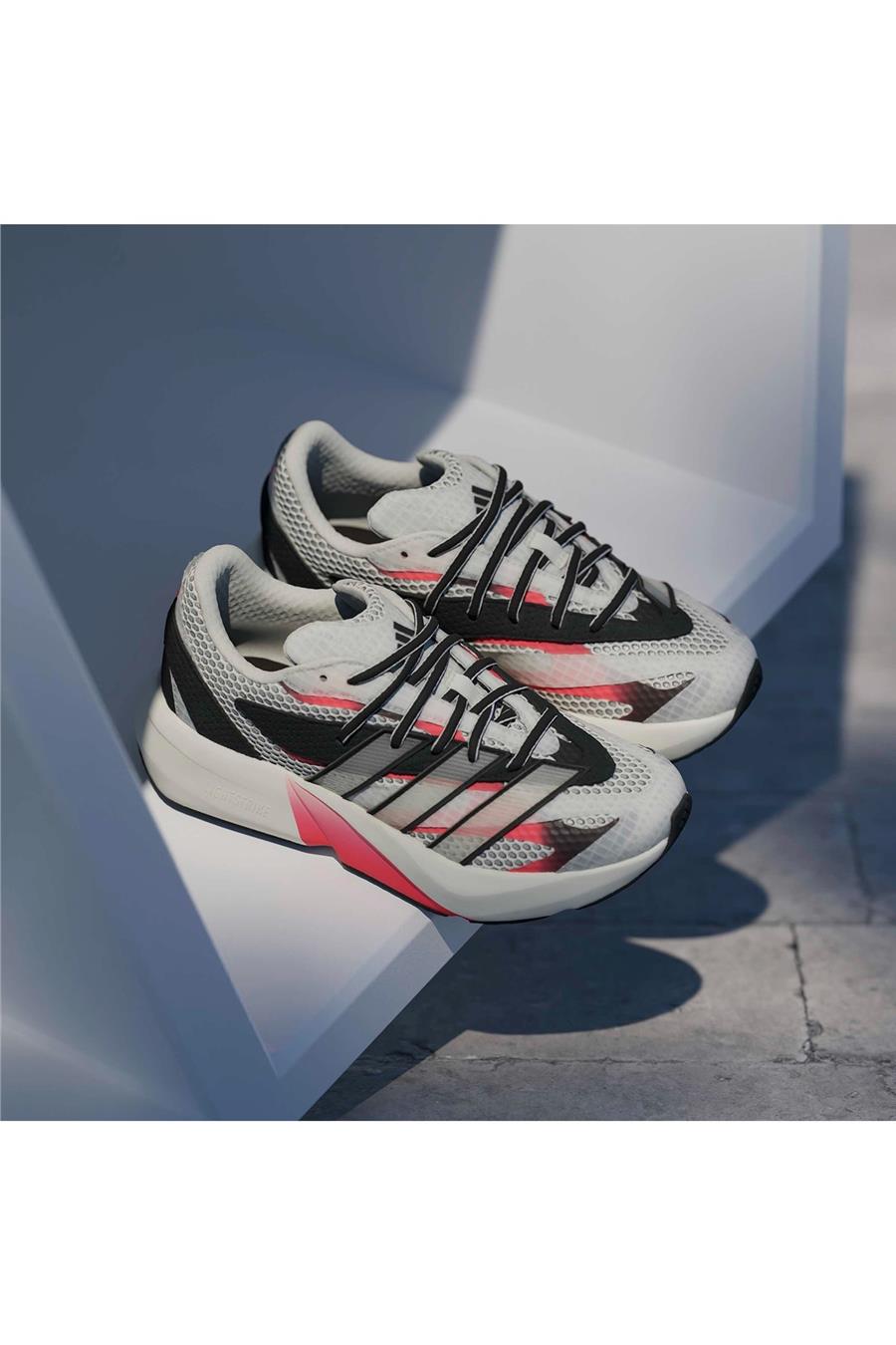 adidas Kadın  Beyaz  Koşu Ayakkabısı LIGHTBLAZE HQ9347