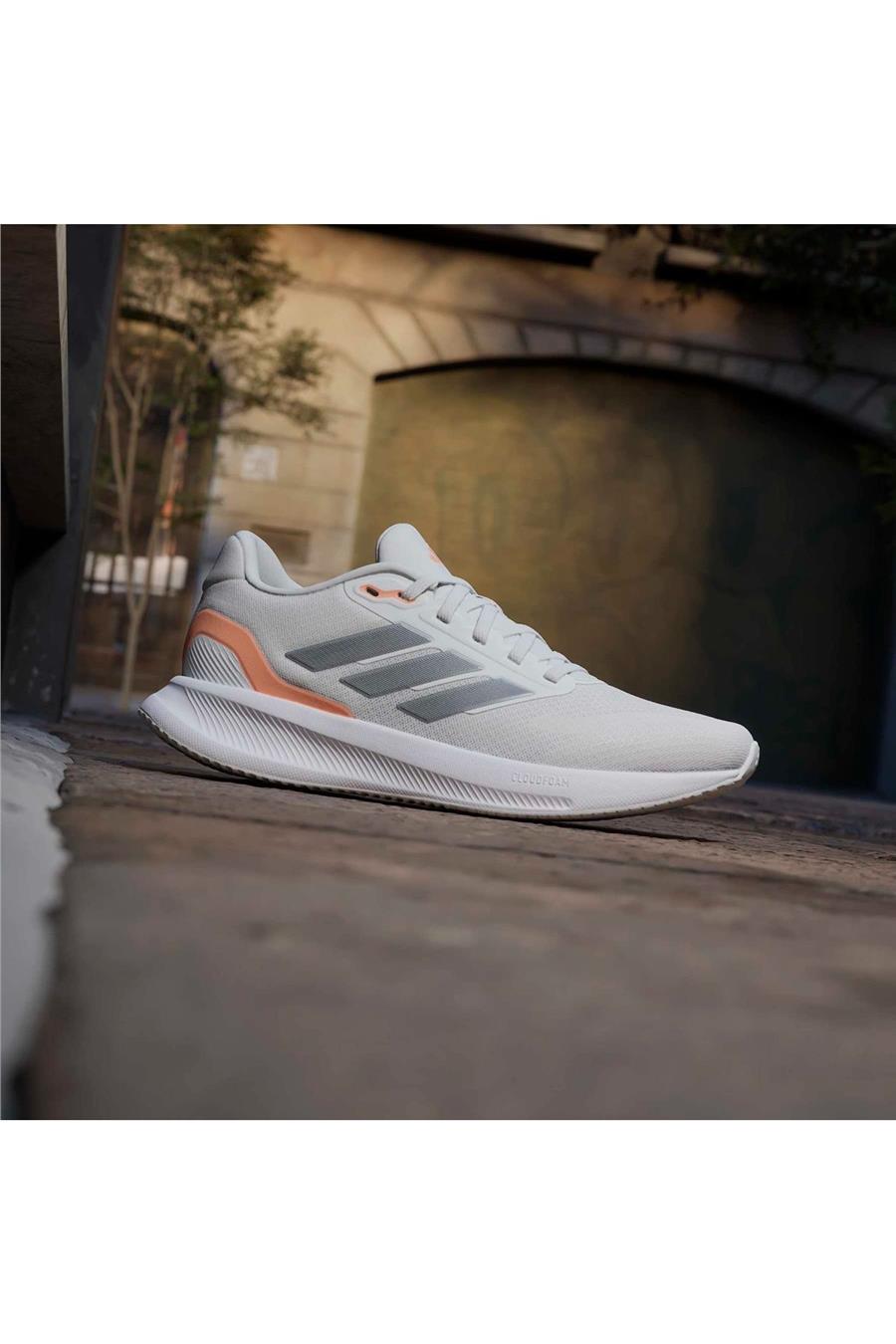adidas Kadın  Beyaz  Koşu Ayakkabısı RUNFALCON 5 W JQ9401