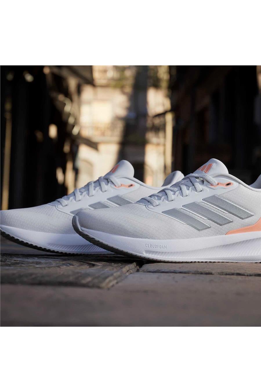 adidas Kadın  Beyaz  Koşu Ayakkabısı RUNFALCON 5 W JQ9401