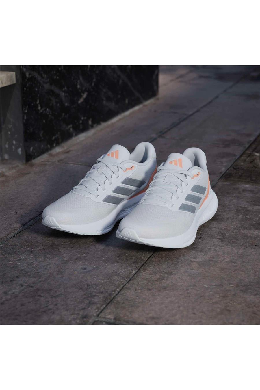 adidas Kadın  Beyaz  Koşu Ayakkabısı RUNFALCON 5 W JQ9401