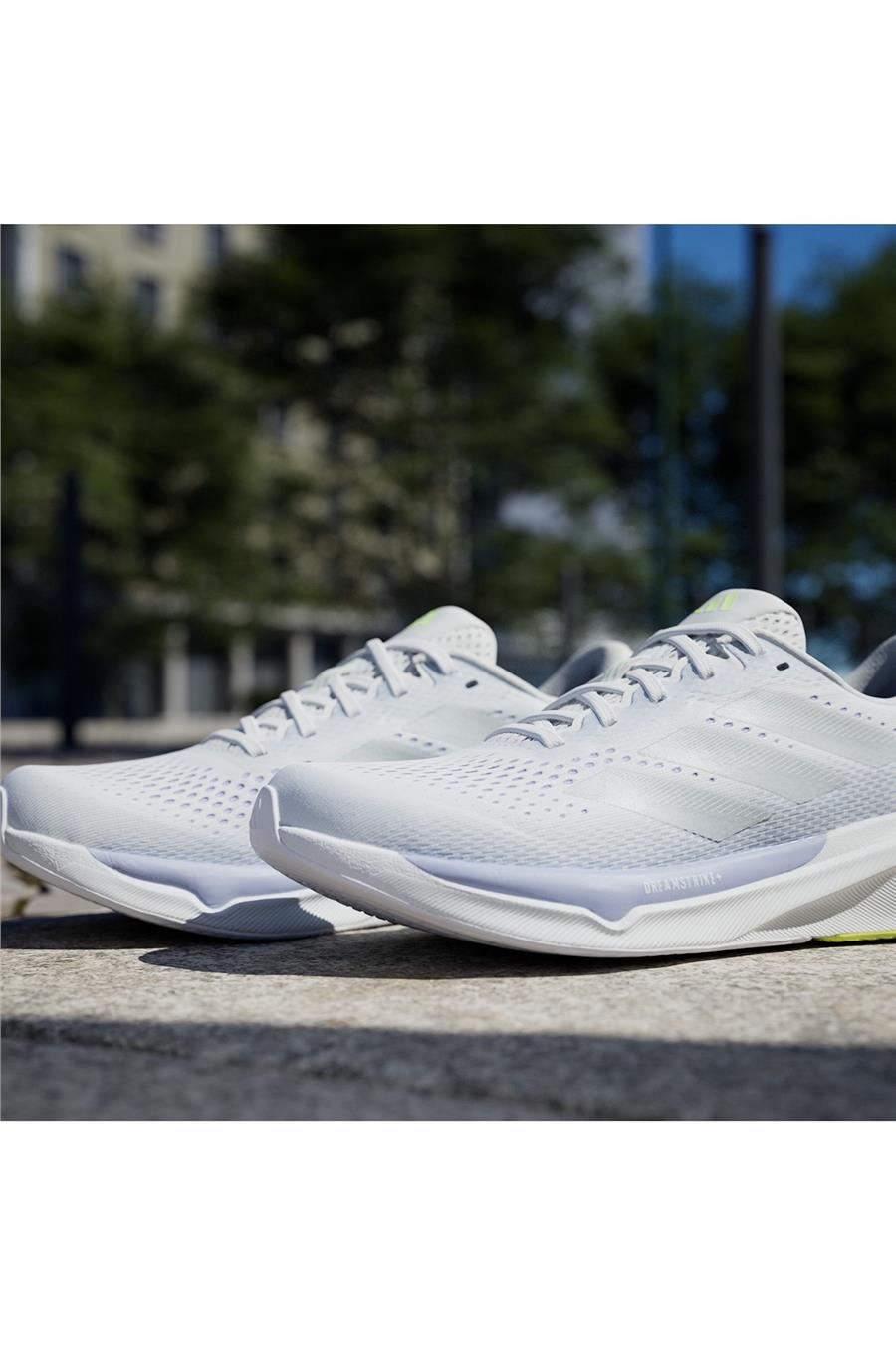 adidas Kadın  Beyaz  Koşu Ayakkabısı SUPERNOVA STRIDE 2 W IH8658