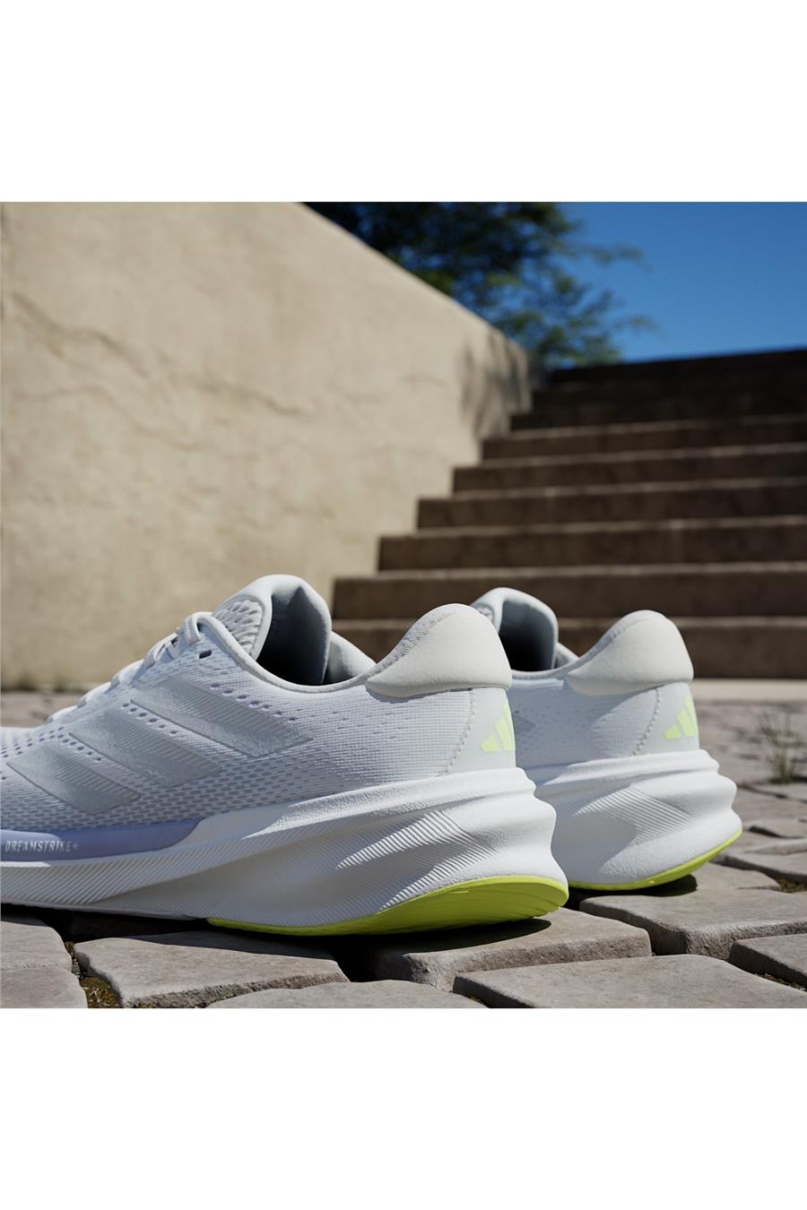 adidas Kadın  Beyaz  Koşu Ayakkabısı SUPERNOVA STRIDE 2 W IH8658