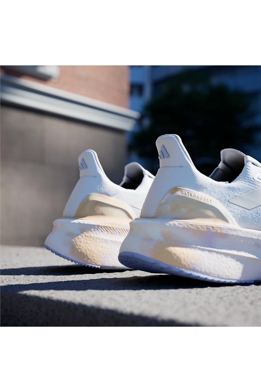 adidas Kadın  Beyaz  Koşu Ayakkabısı ULTRABOOST 5X W JI1513