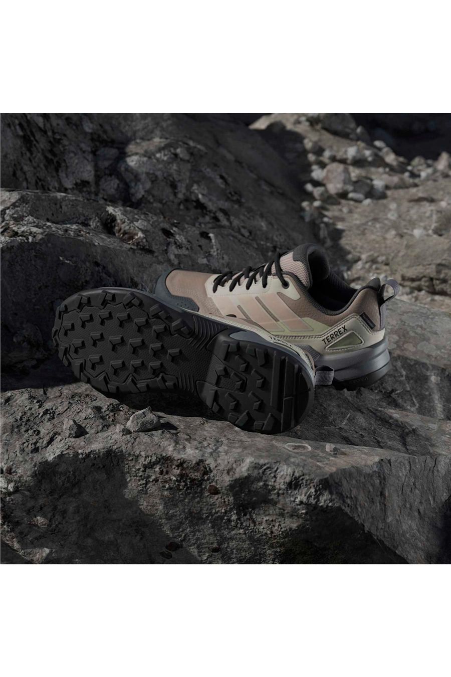 adidas Kadın Bot Terrex Eastrail 3 Climaproof Hiking Shoes KJ8961