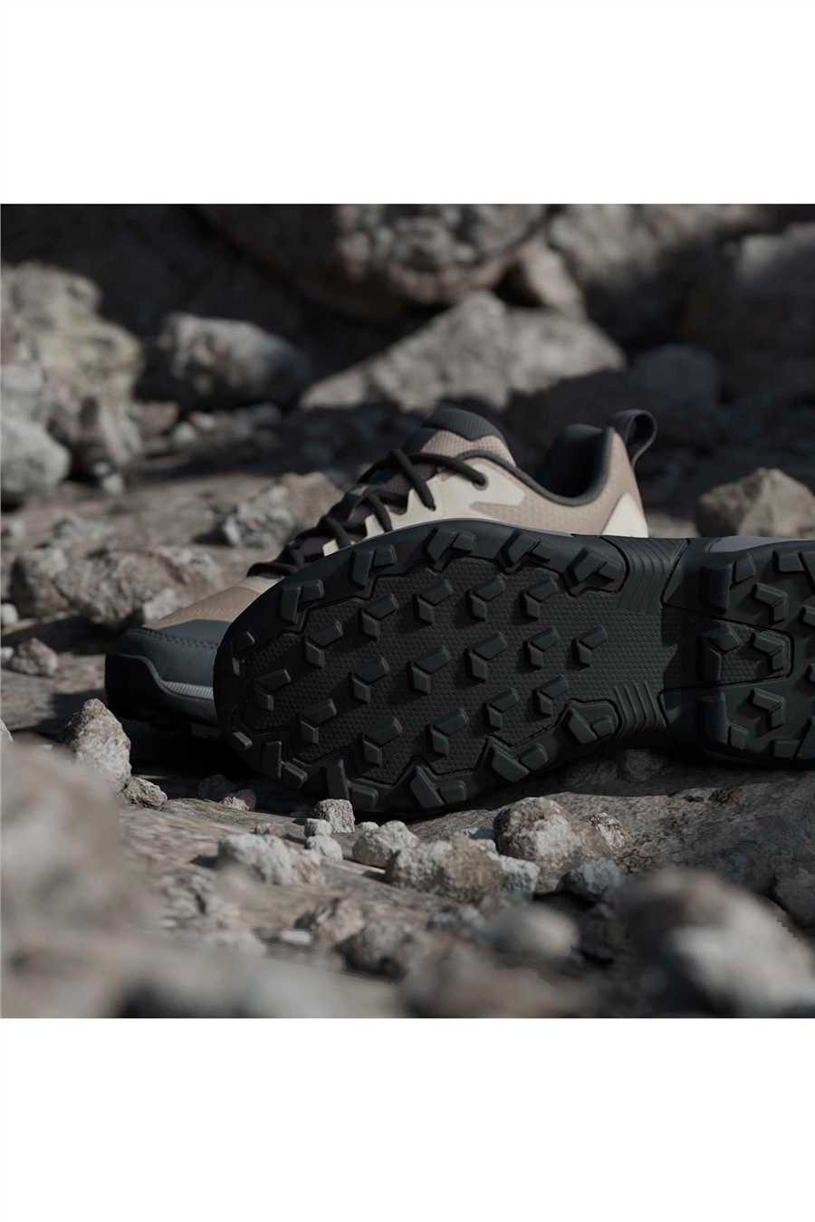 adidas Kadın Bot Terrex Eastrail 3 Climaproof Hiking Shoes KJ8961