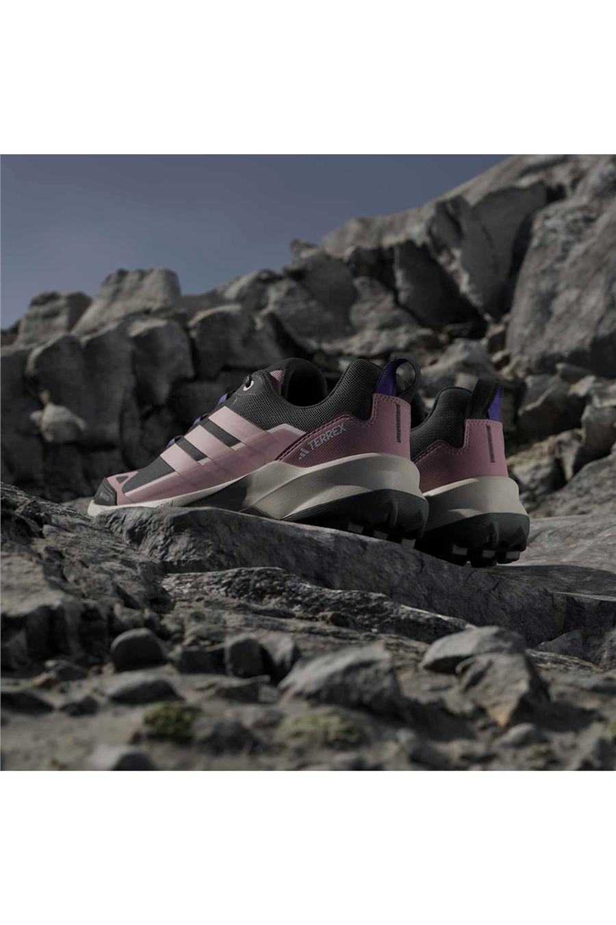 adidas Kadın Bot Terrex Skychaser AX5 GORE-TEX Hiking Shoes KJ8947