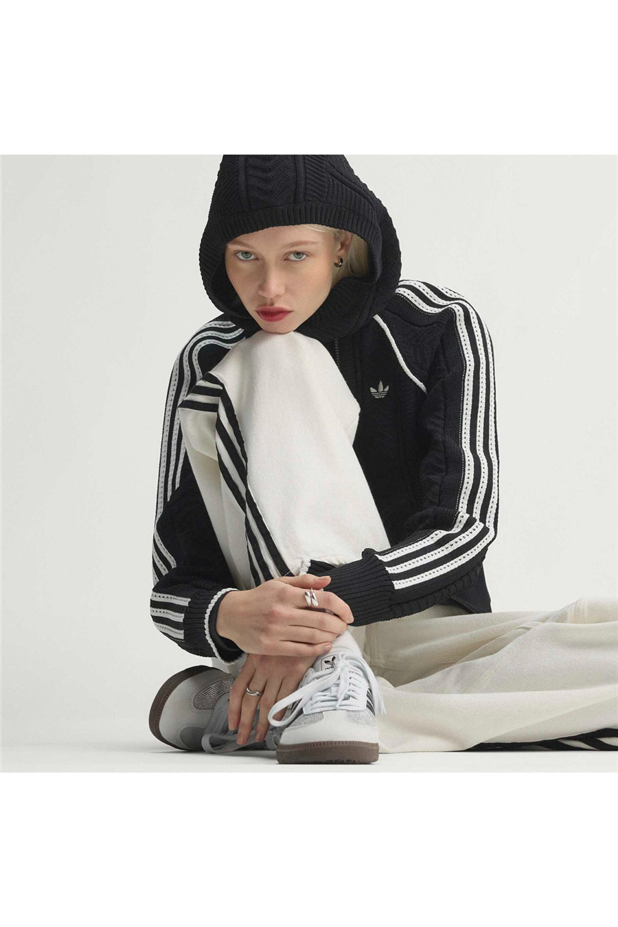 adidas Kadın Ceket SST TT KR9624