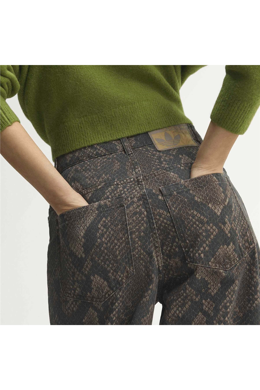 adidas Kadın Eşofman Altı SNAKE PRINT DENIM LOOSE PANTS KY0631