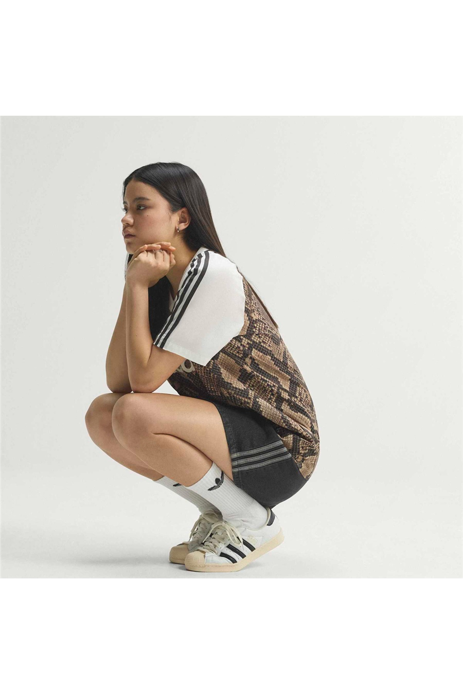 adidas Kadın Forma SNAKE PRINT SATIN JERSEY KX1897