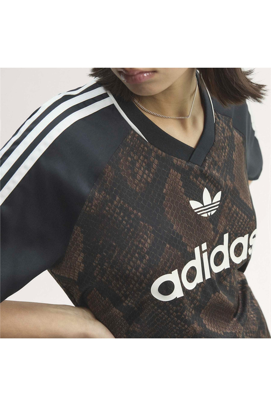 adidas Kadın Forma SNAKE PRINT SATIN JERSEY KX1898