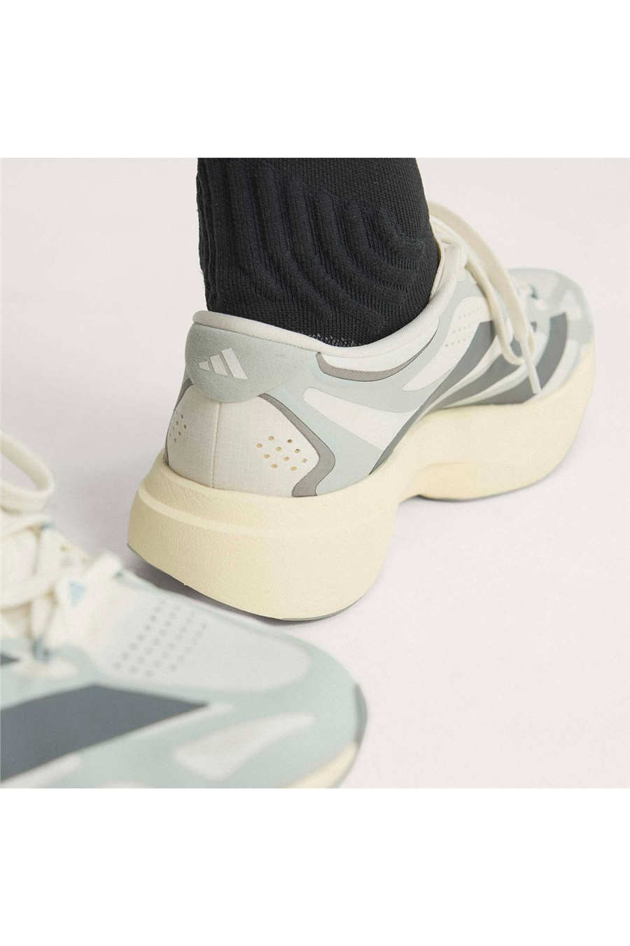 adidas Kadın Koşu Ayakkabısı ADIZERO EVO SL EXO W KJ0440