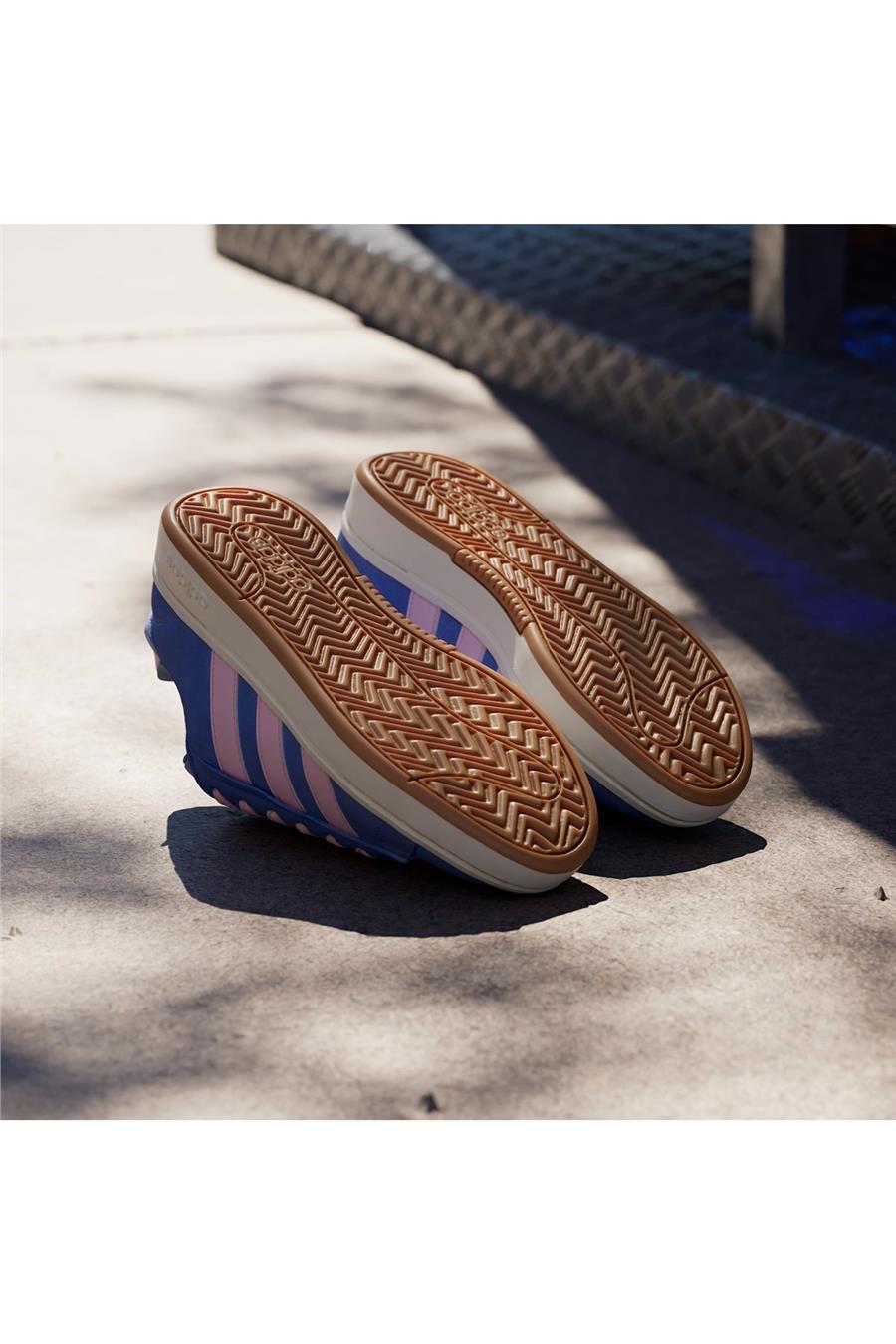 adidas Kadın  Mavi  Yürüyüş Ayakkabısı GRAND COURT ALPHA 00s JQ3002