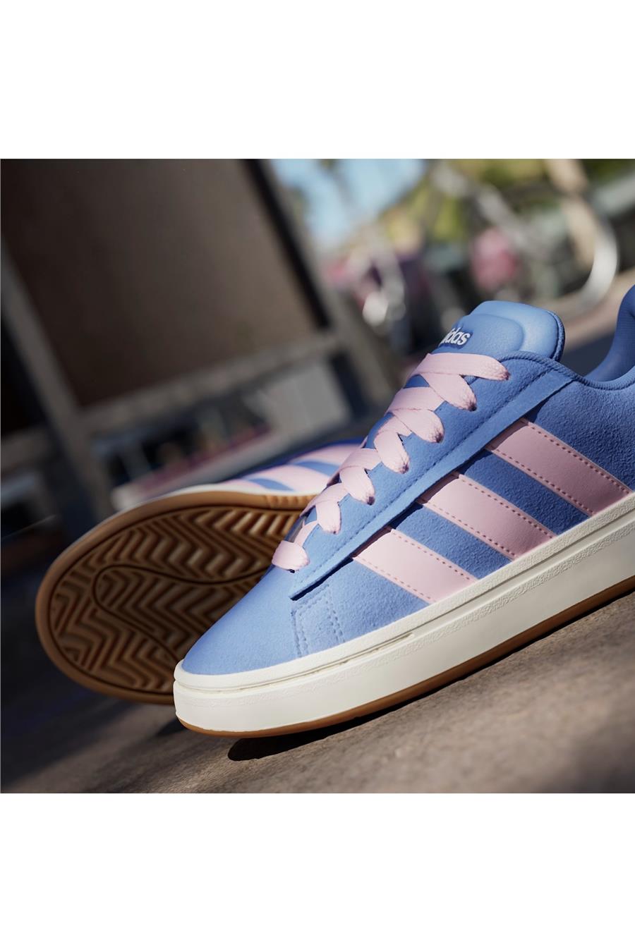 adidas Kadın  Mavi  Yürüyüş Ayakkabısı GRAND COURT ALPHA 00s JQ3002