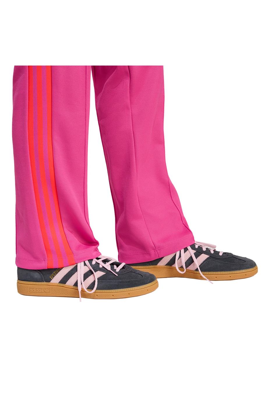 adidas Kadın  Pembe  Eşofman Altı GRFX TRACKPANTS JW6060