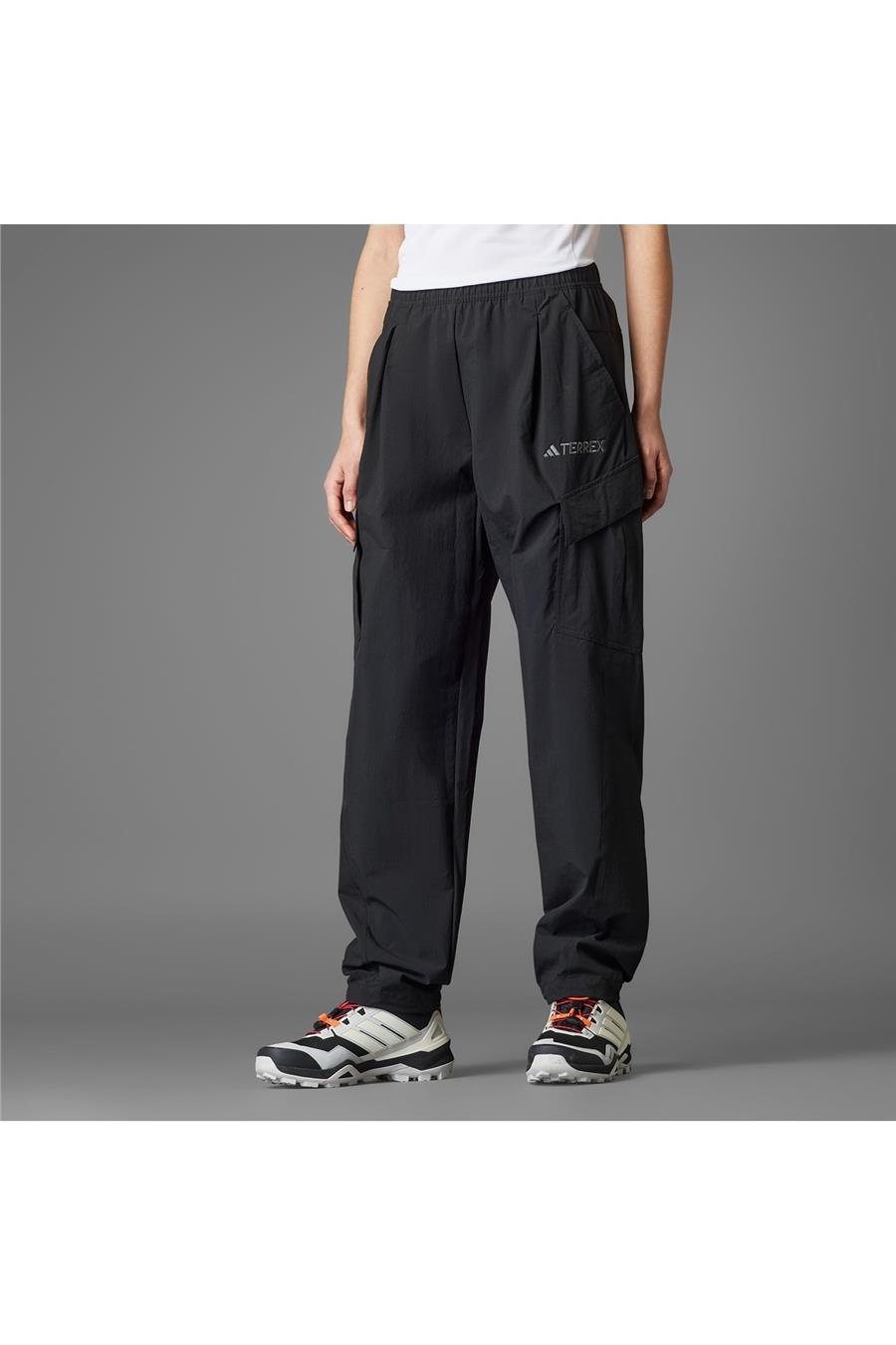 adidas Kadın  Siyah  Eşofman Altı W CARGO PANTS JF3699