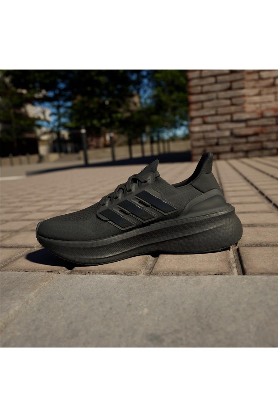 adidas Kadın  Siyah  Koşu Ayakkabısı ULTRABOOST 5 W ID8847
