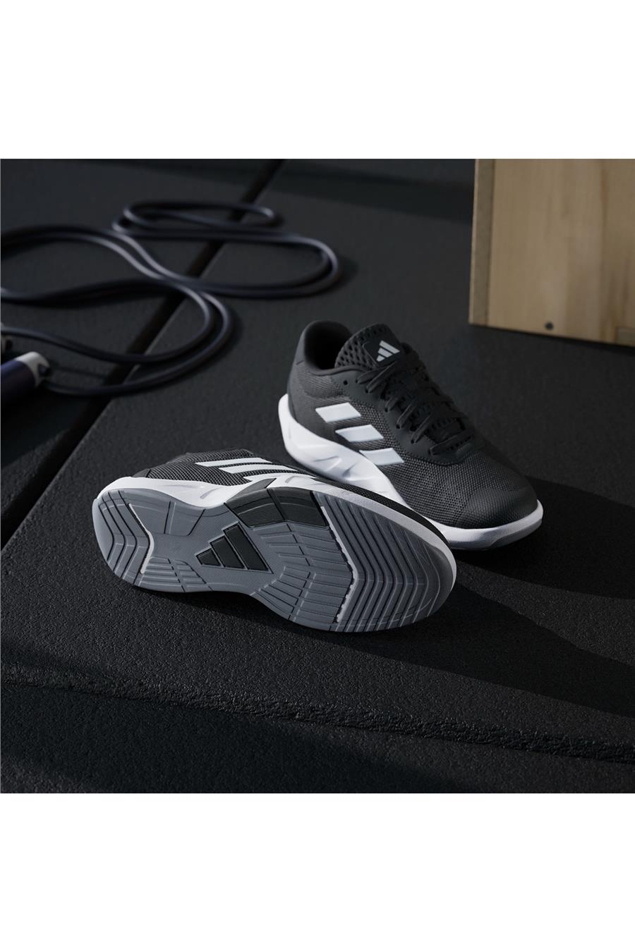 adidas Kadın  Siyah  Yürüyüş Ayakkabısı AMPLIMOVE TRAINER W IF0957