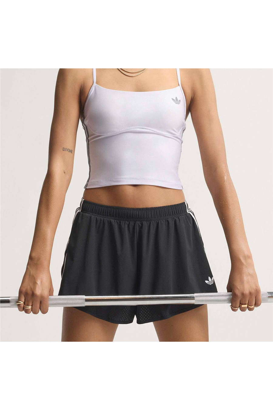 adidas Kadın Şort OG SP SHORTS KU3695