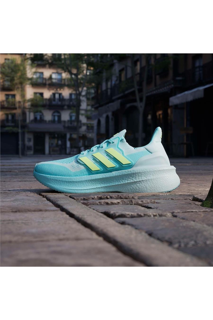 adidas Kadın  Turkuaz  Koşu Ayakkabısı ULTRABOOST 5 W JQ2911