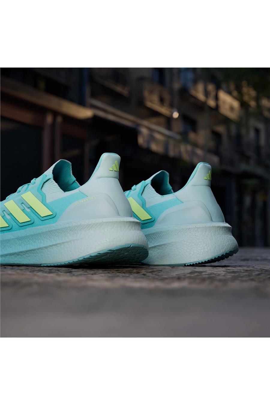 adidas Kadın  Turkuaz  Koşu Ayakkabısı ULTRABOOST 5 W JQ2911