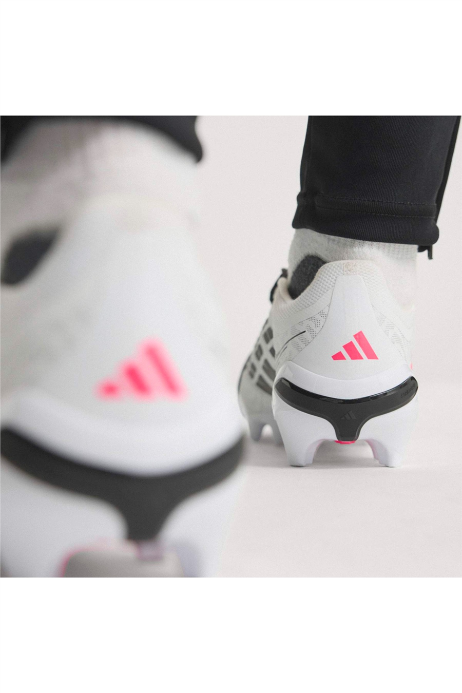 adidas  Krampon PREDATOR LEAGUE FT FG JP6278