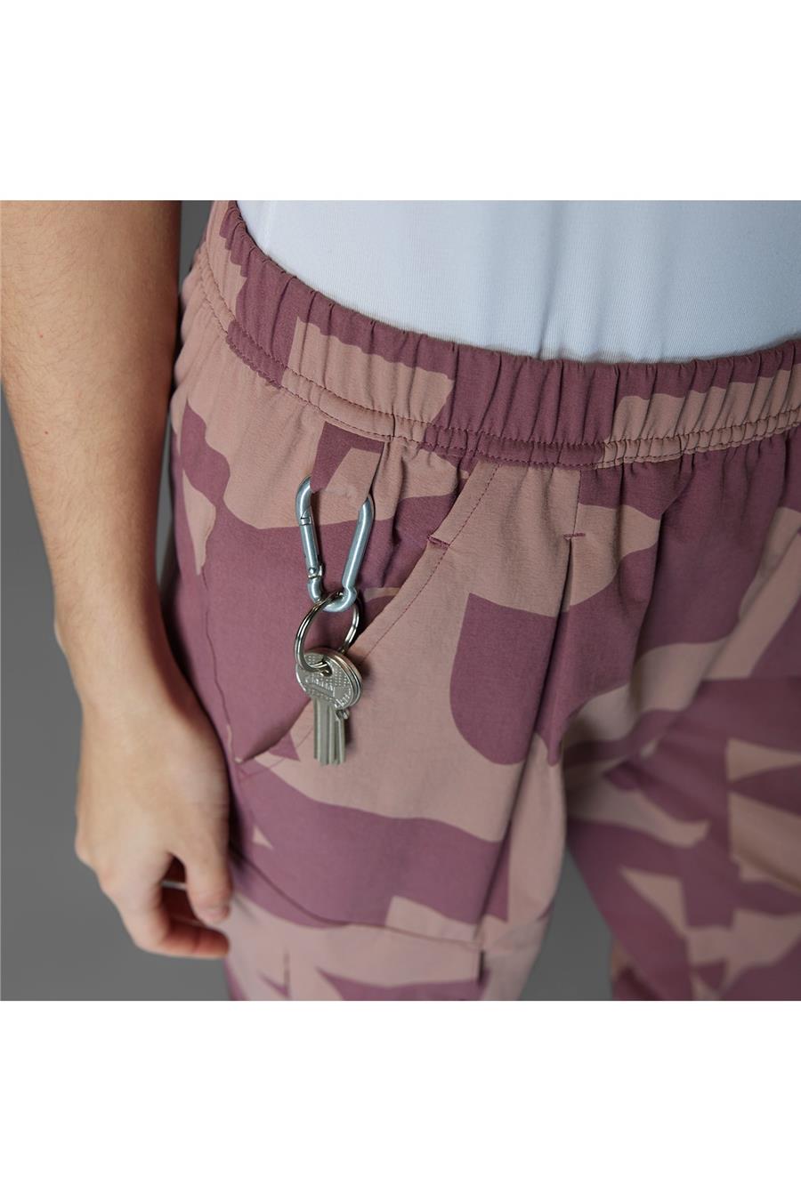 adidas Pembe  Kadın  Eşofman Altı W CARGO AOP P JE9430 Pembe  Kadın  Eşofman Altı W CARGO AOP P JE9430