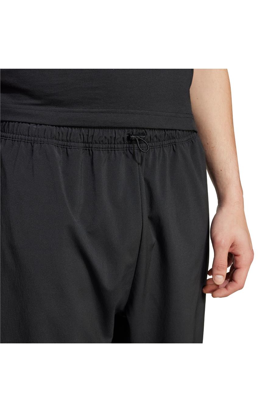 adidas Siyah  Erkek  Eşofman Altı M CE Q1 S WV PT JF3273 Siyah  Erkek  Eşofman Altı M CE Q1 S WV PT JF3273