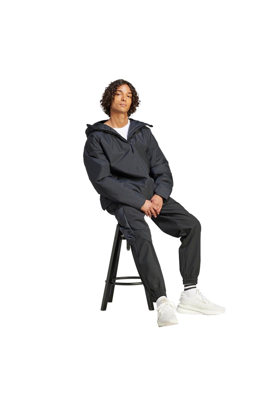 Adidas Siyah Erkek Kapüşonlu Mont Ik3136