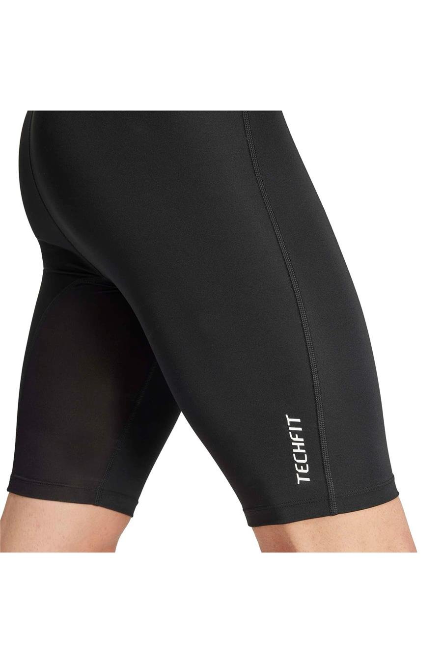 adidas  Siyah  Tayt TF BASE SHORT T IN5591