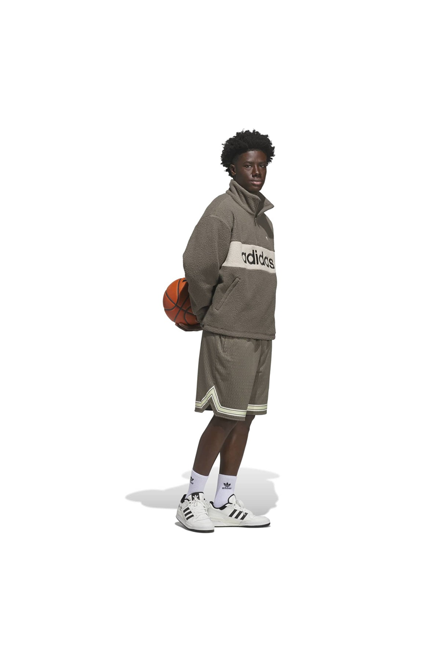 adidas  Sweatshirt PF PULLOVER IB6906