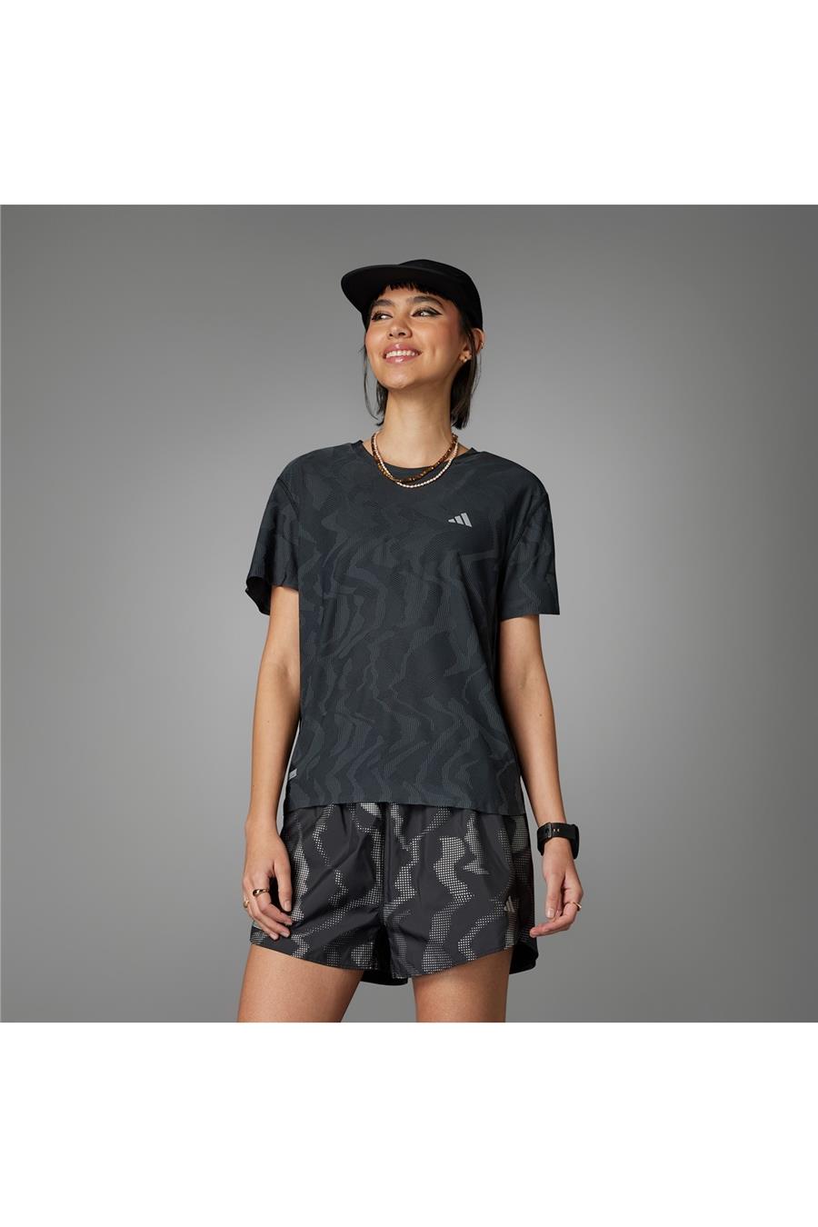 adidas ULT EGNRD TEE Kadın   T-Shirt IT3447