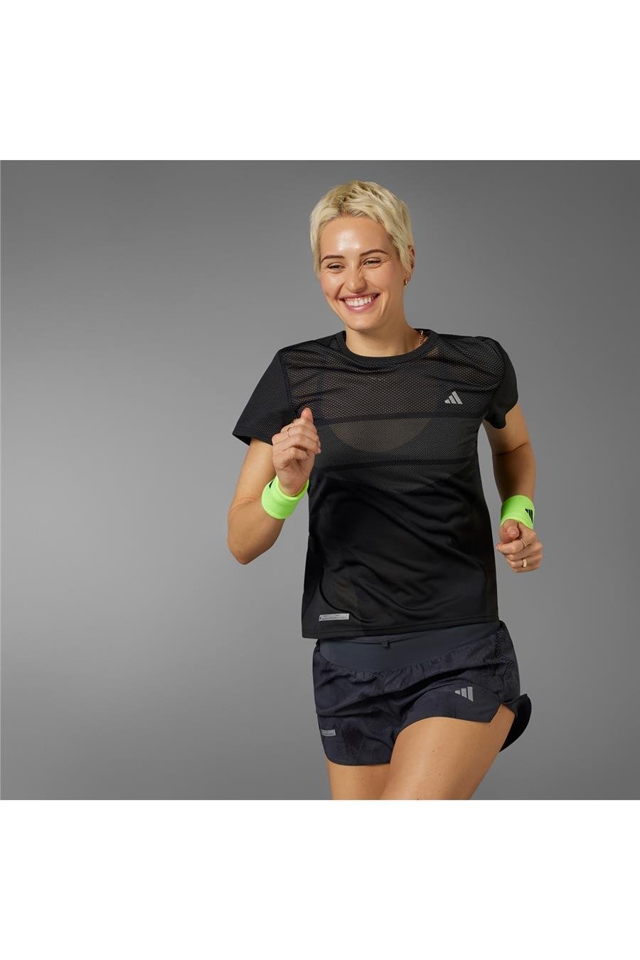 adidas ULT ENG TEE Kadın T-shirt IL7175