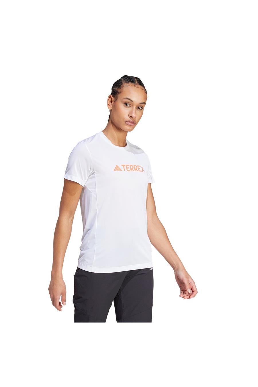 adidas W MT LOG TECH T Kadın   T-shirt IY9421