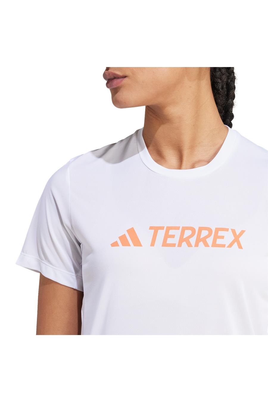 adidas W MT LOG TECH T Kadın   T-shirt IY9421