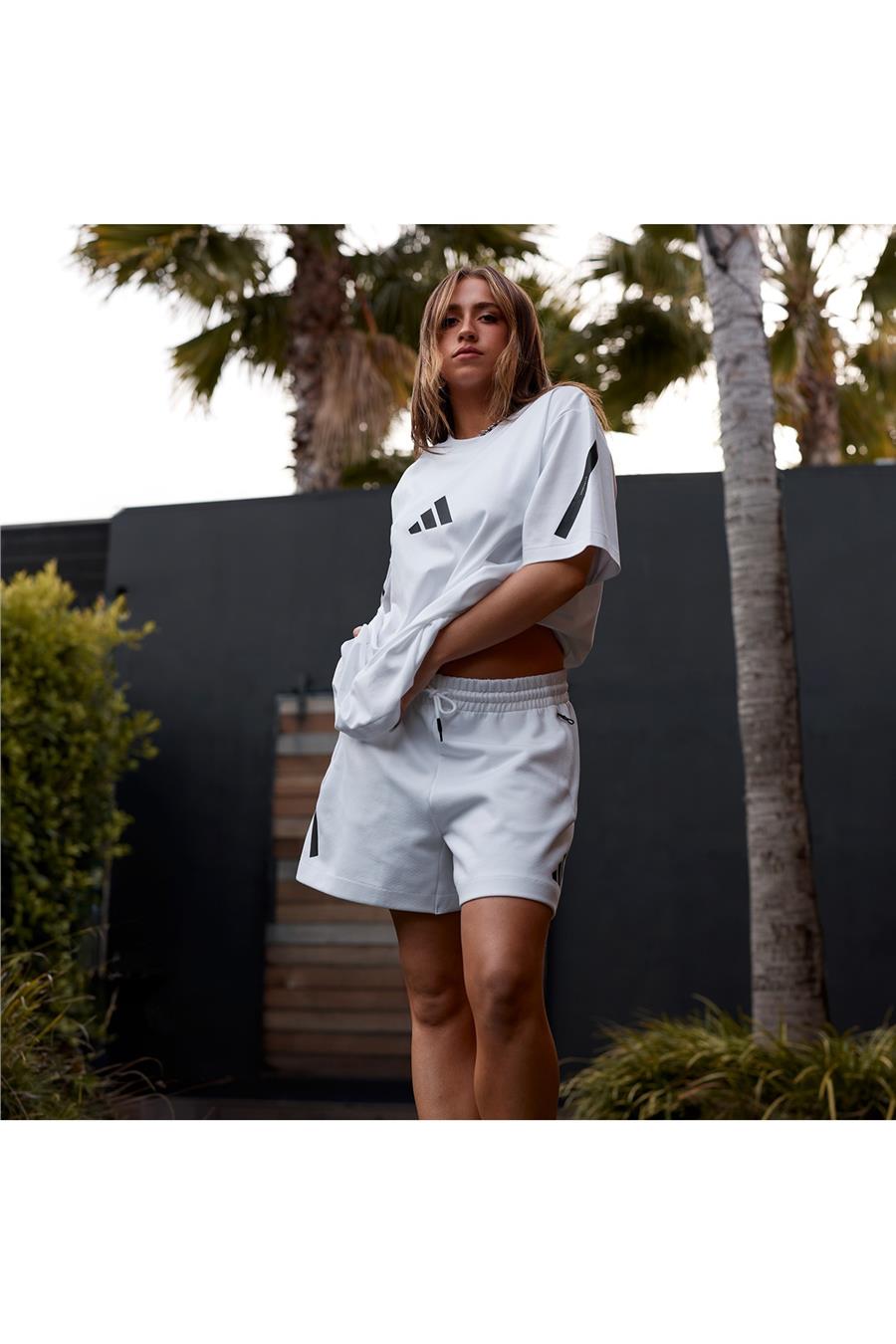 adidas W Z.N.E. TEE Kadın  T-Shirt JE7857