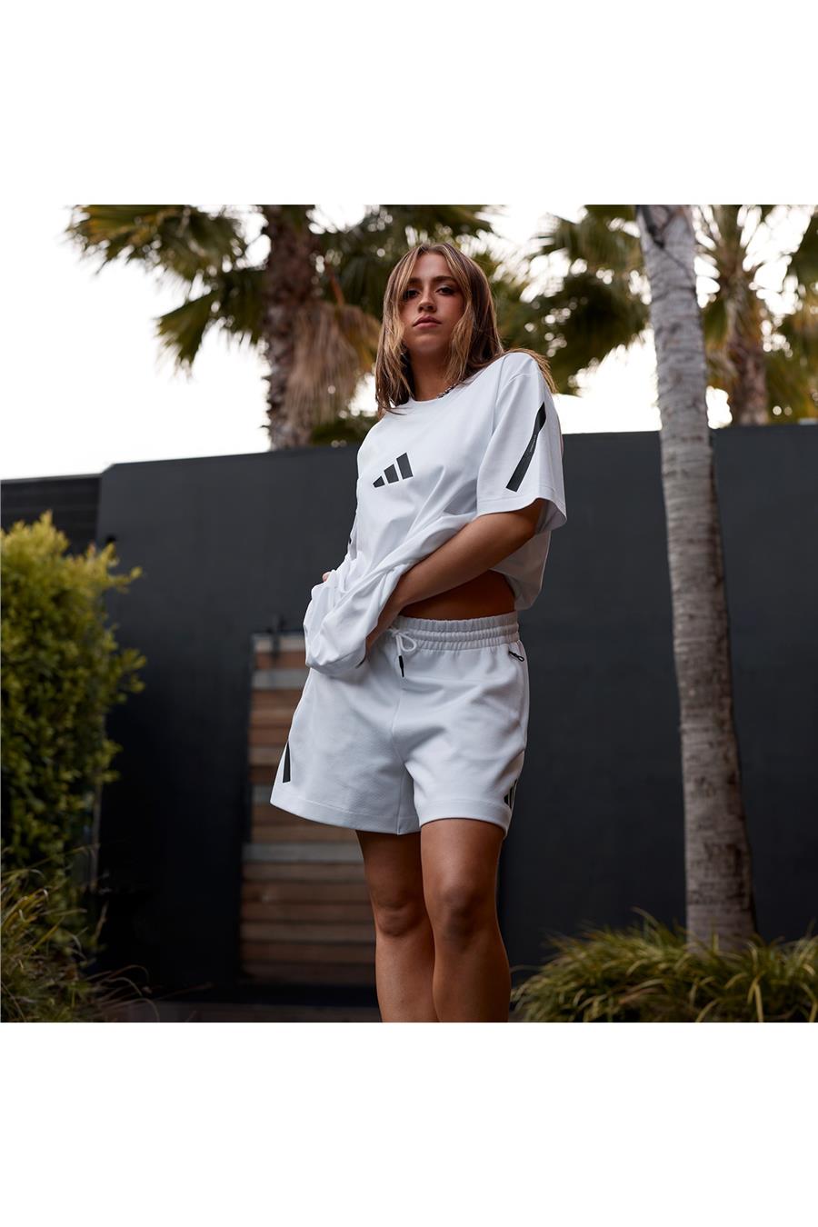 adidas W Z.N.E. TEE Kadın  T-Shirt JE7857