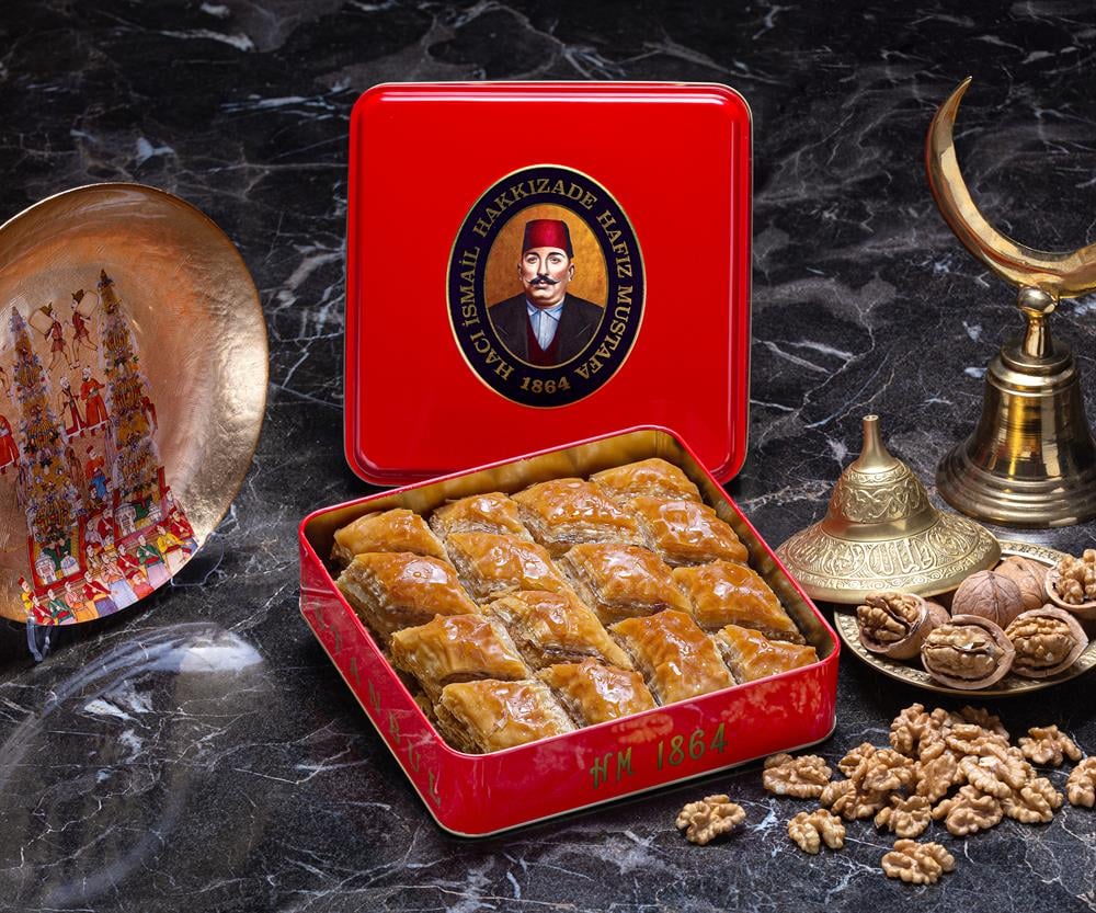 Walnut House Baklava (S Box)