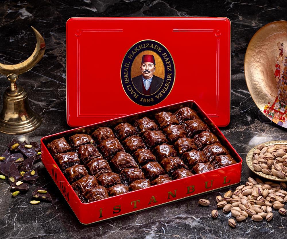 Çikolatalı Fıstıklı Baklava (L Kutu) (DHL Kargo Dahil)