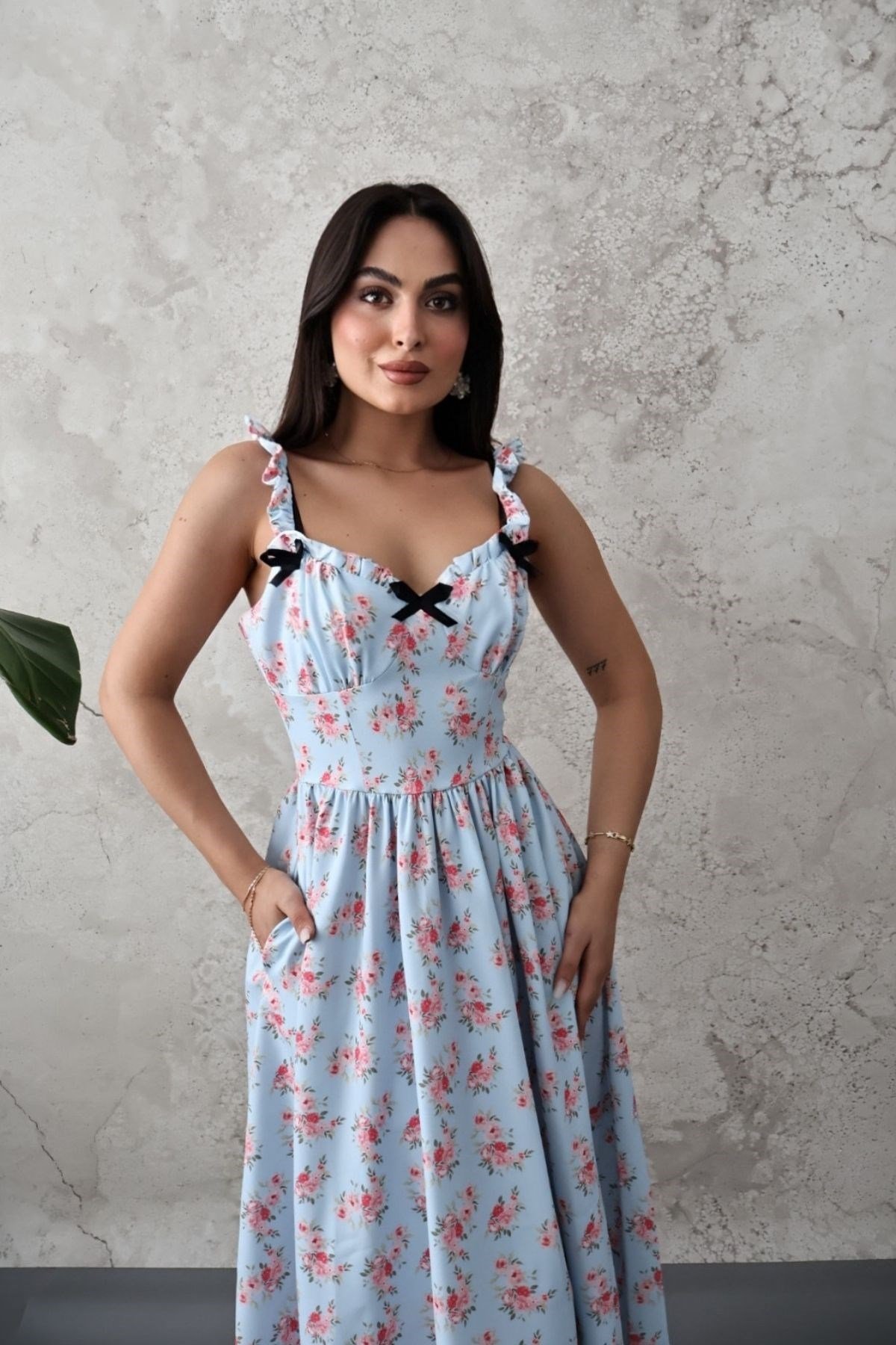 Bebe Mavi Önü Fiyonklu Çiçekli Elbise