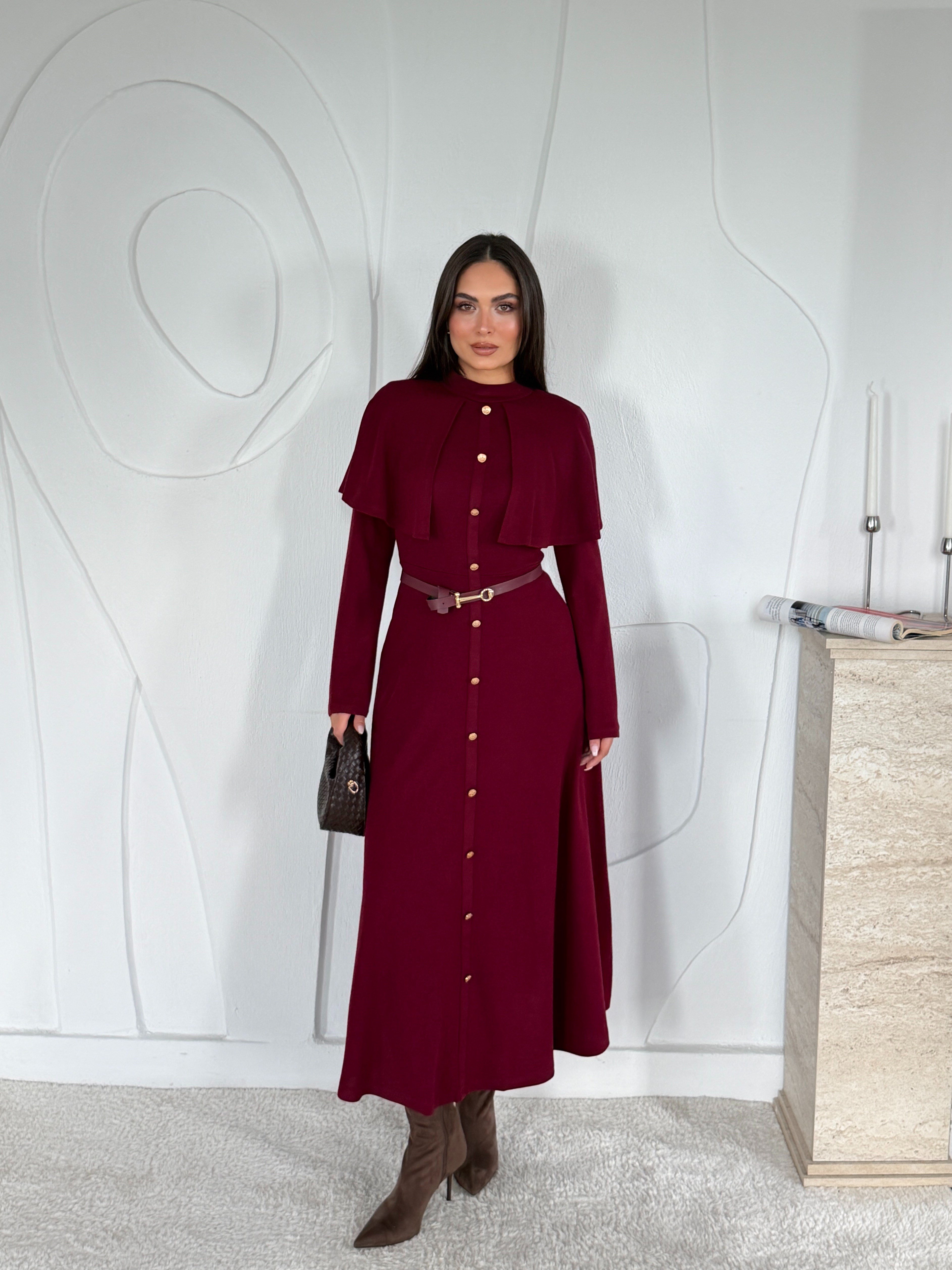 Bordo Pelerinli Elbise