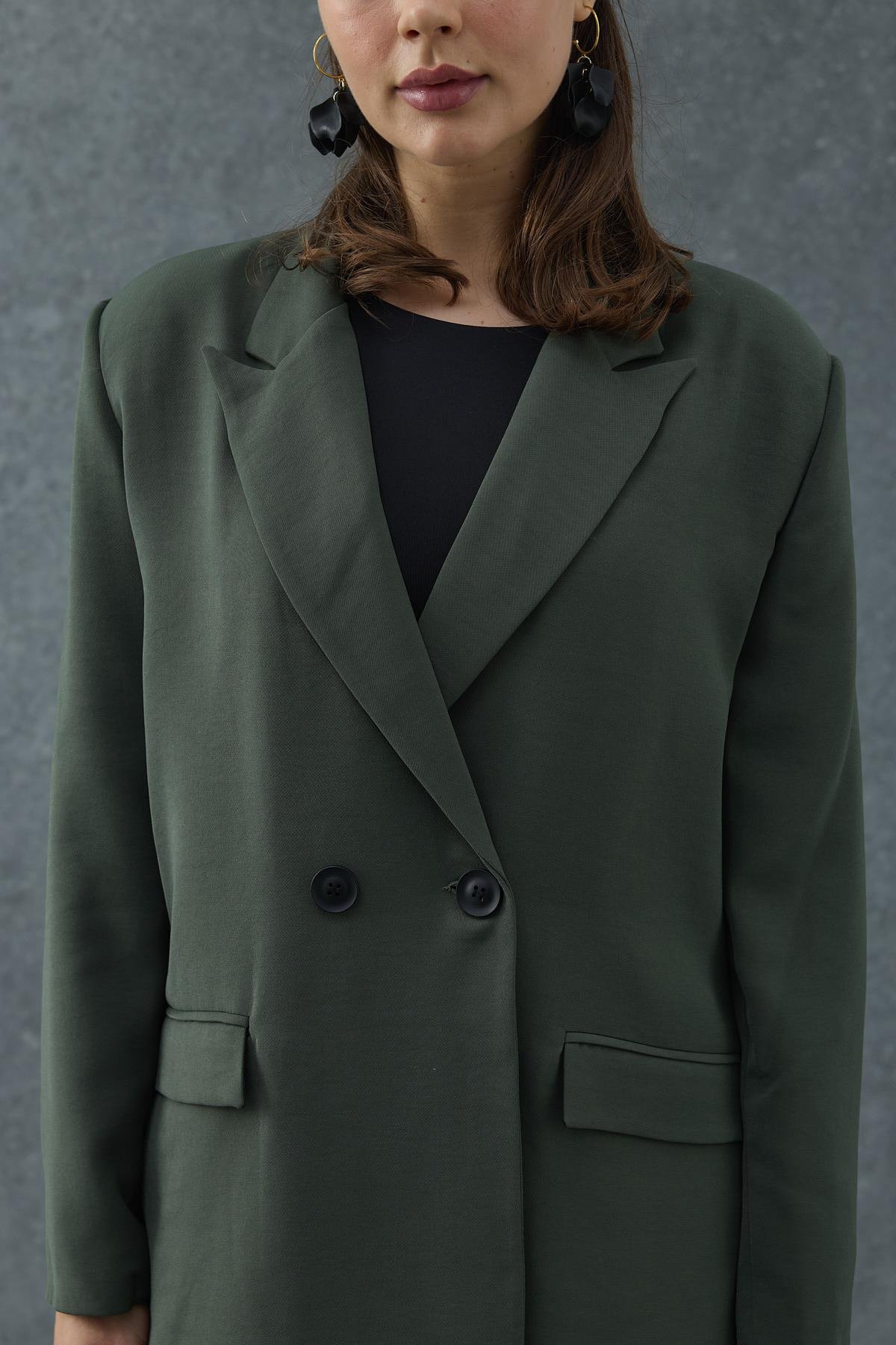Cep Detaylı Düğmeli Blazer Ceket