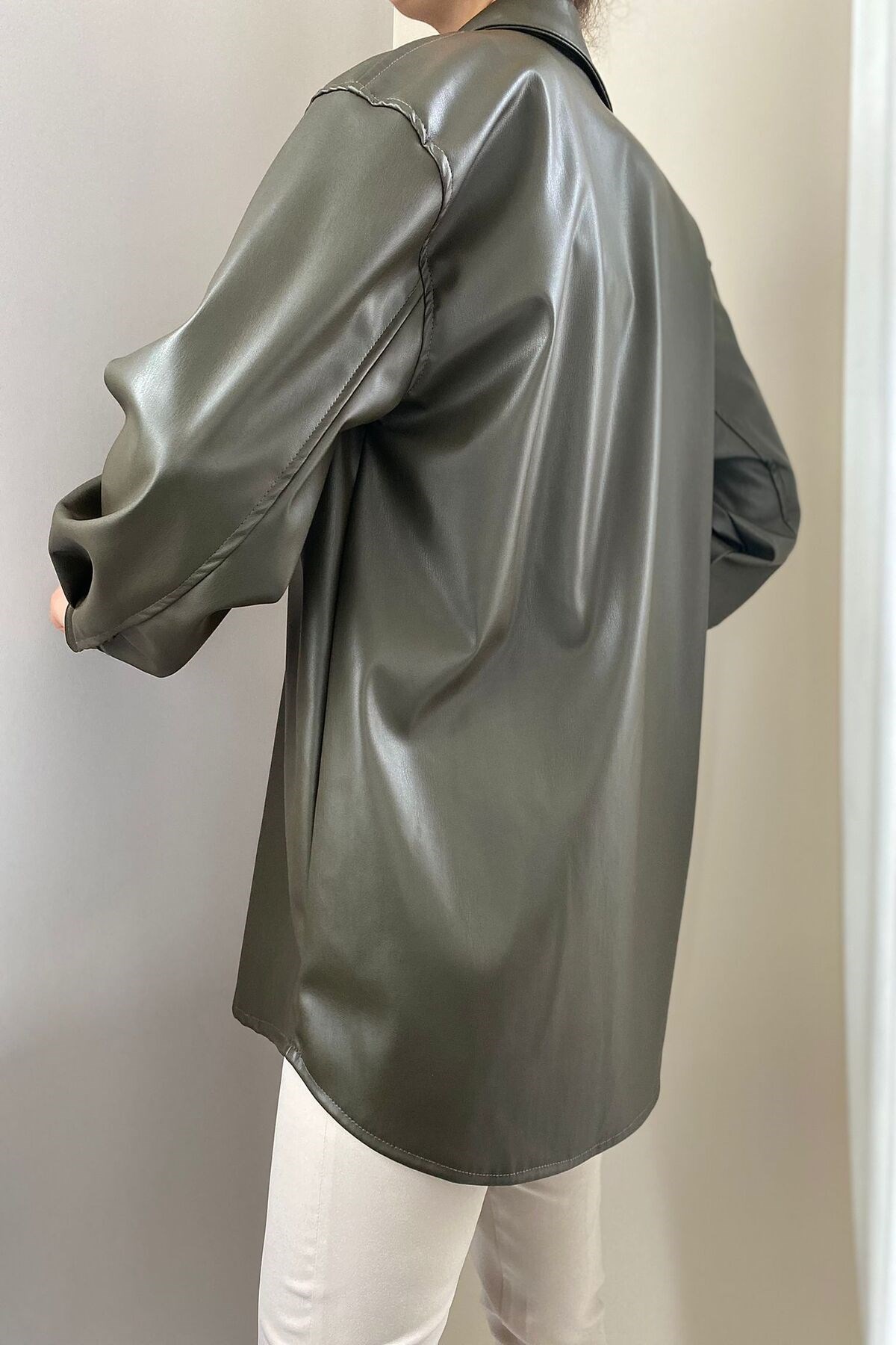 Elbee Fashion Women Çıt-Çıtlı Deri Kadın Gömlek - Haki