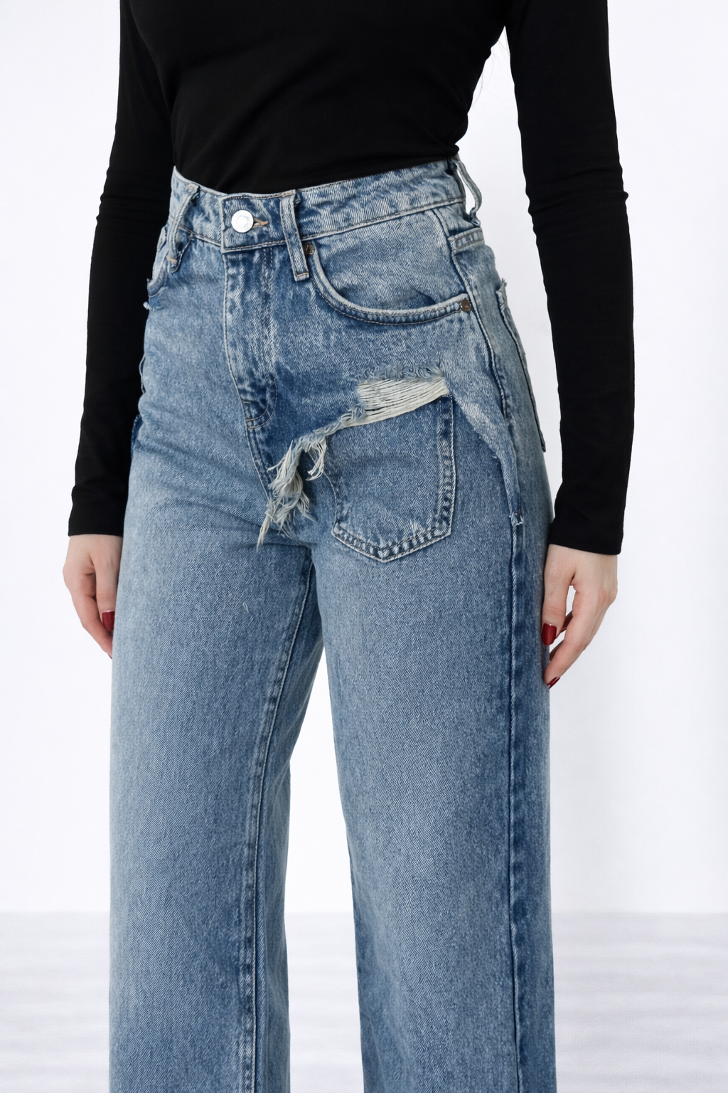 Kar Yıkama Yan Yırtmaçlı Jeans Pantolon