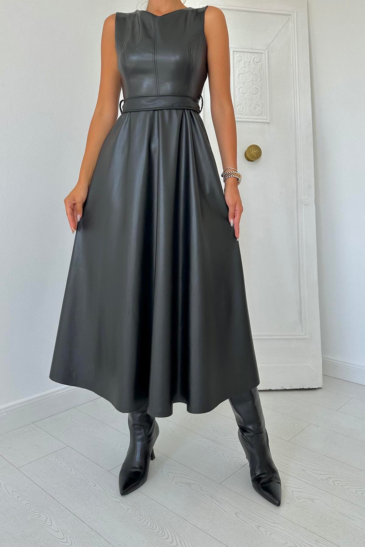 Kuşaklı Deri Elbise - Siyah