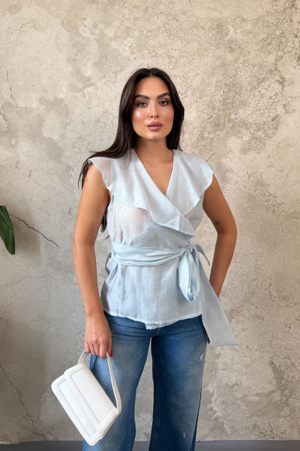 Mavi Belden Bağlamalı Bluz