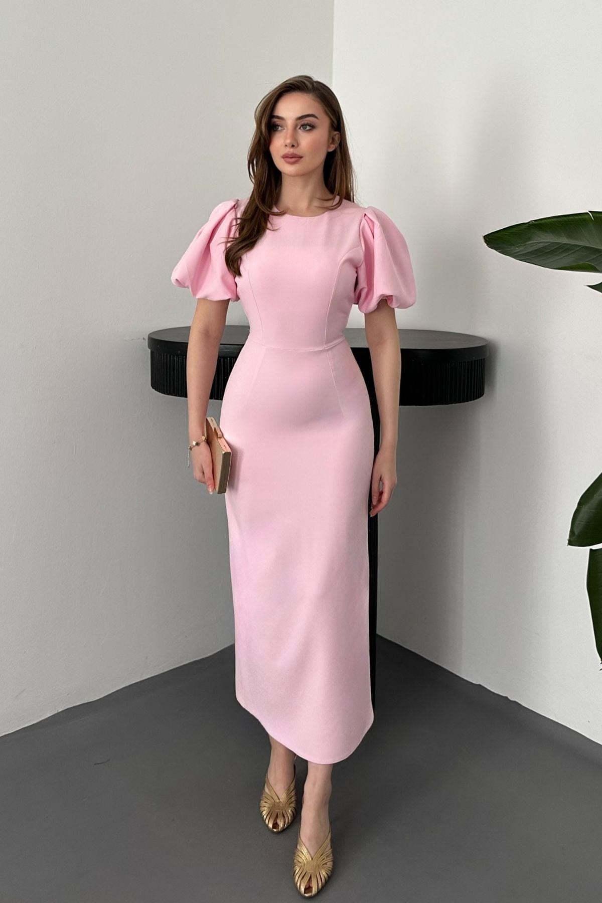 Pembe Kolları Balon Elbise