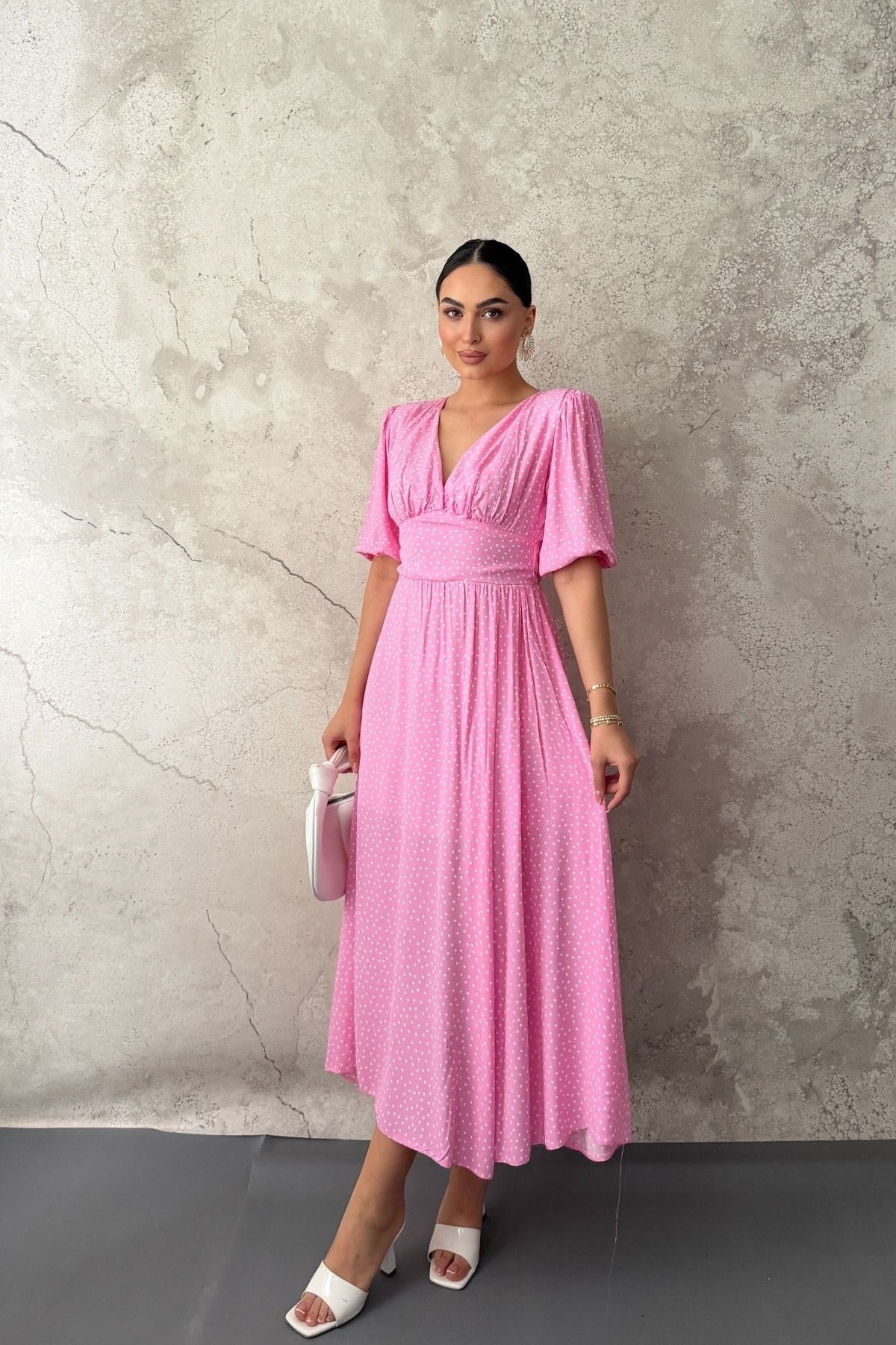 Pembe Puantiyeli Gipeli Elbise