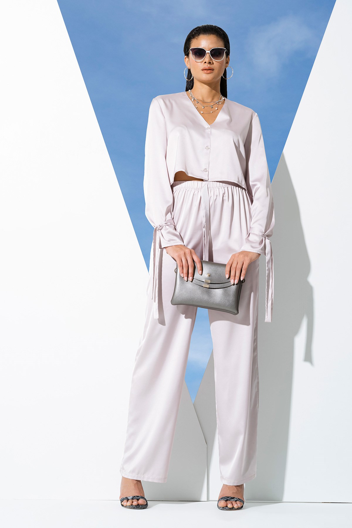 For You İn&Out/For You Moda For You İn&Out For You İn&Out 5 li İçeride&Dışarıda Kol Baglama Detaylı Gri Pijama Takım  